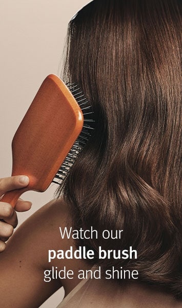 Brosse plate en bois Aveda
