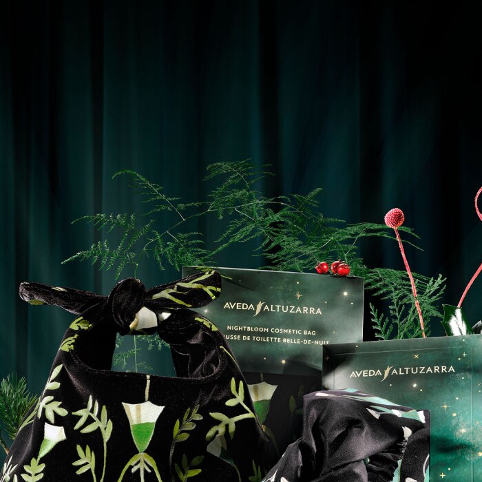 Découvrez nos accessoires Aveda x Altuzarra exclusifs en édition limitée