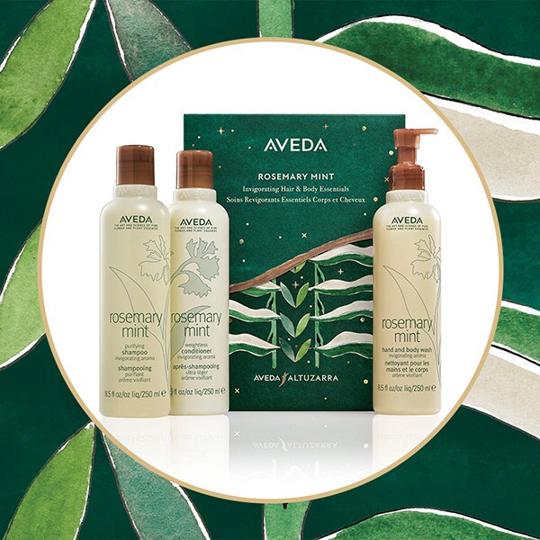 Magasinez notre ensemble-cadeau rosemary mint en édition limitée, offert dans l’un de nos arômes les plus populaires pour les cheveux et le corps