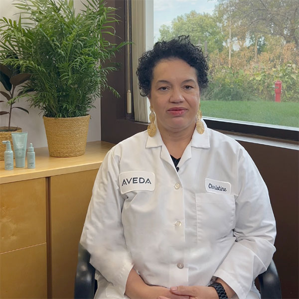 Qu’arrive-t-il lorsque le cuir chevelu vieillit?