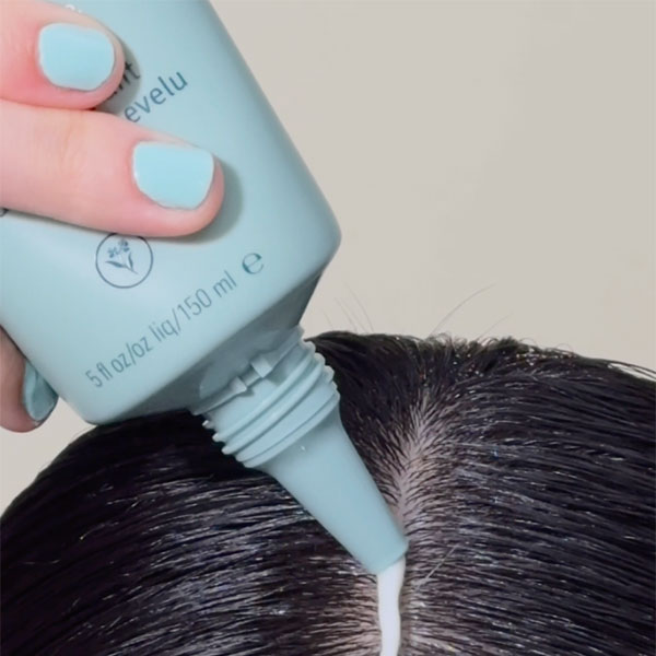 Tout sur l’huile pour le cuir chevelu sec…